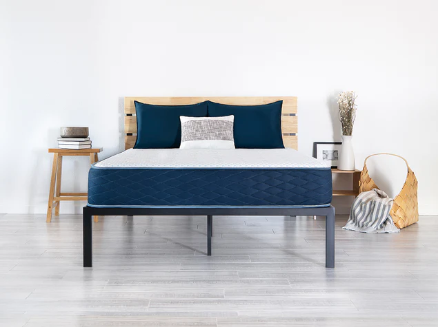 Dreamfoam Hybrid mattress in a bedroom setting